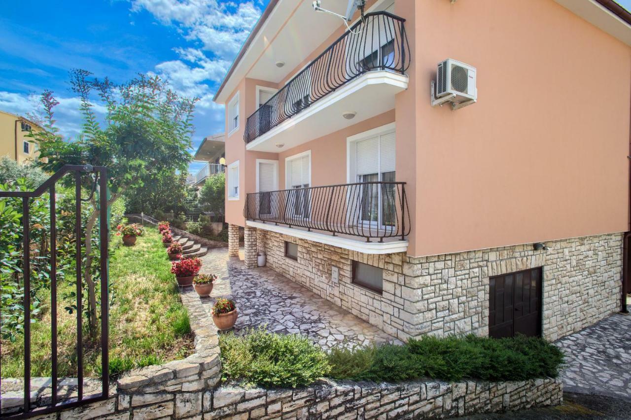 Apartman Paola PUY Exterior foto
