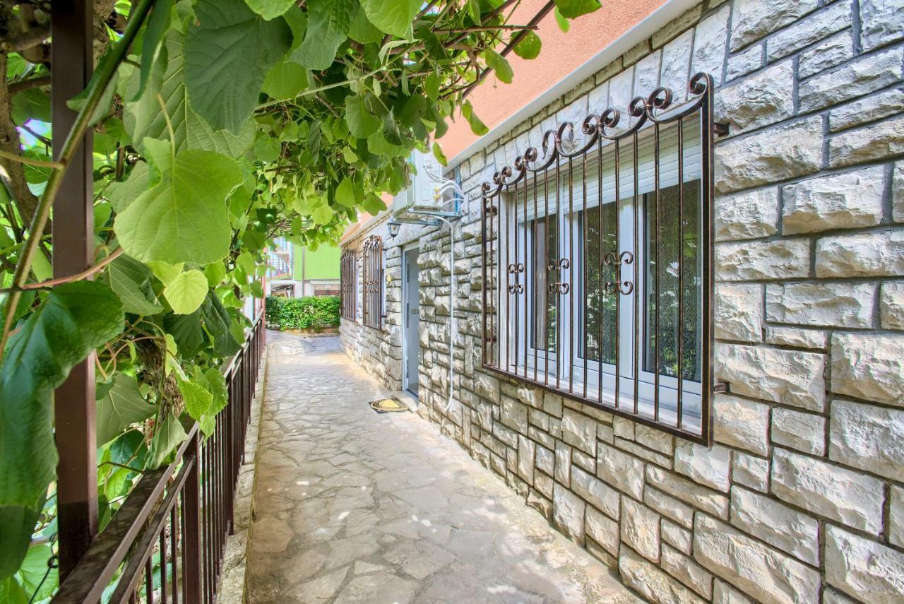 Apartman Paola PUY Exterior foto