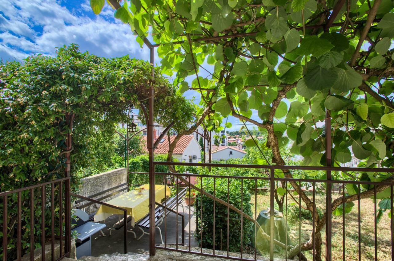 Apartman Paola PUY Exterior foto