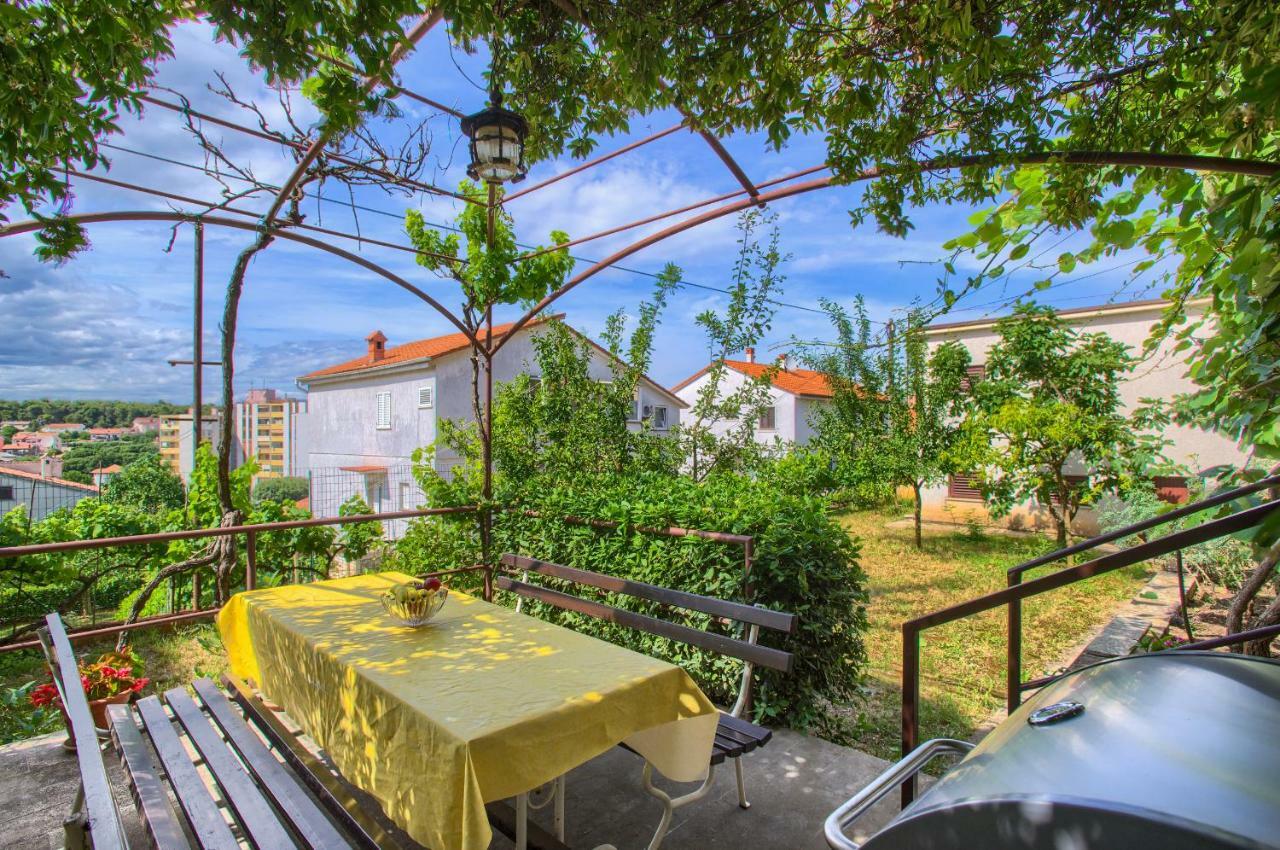 Apartman Paola PUY Exterior foto