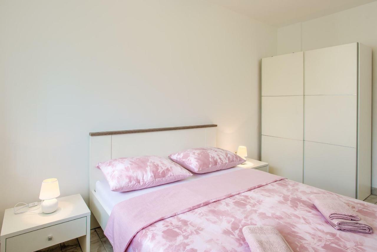 Apartman Paola PUY Exterior foto